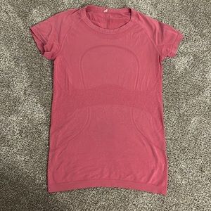 Lululemon swiftly tech tee